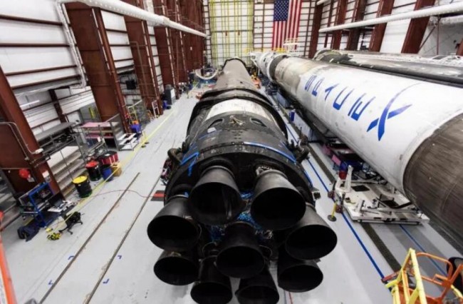 spaceX