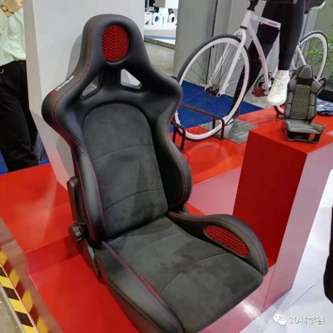 TCT_LuxCreo_Chair
